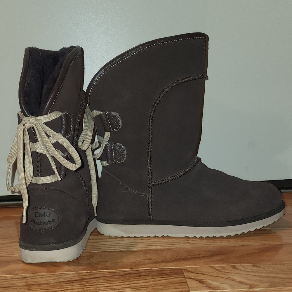 Emu boots only worn once